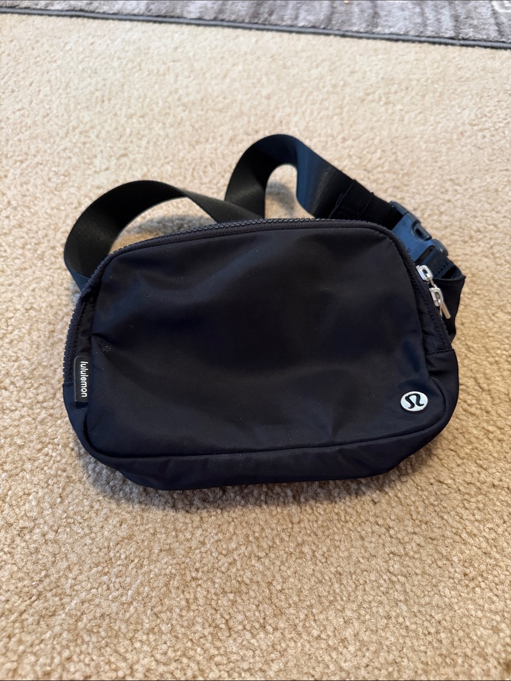 Black Lululemon Belt Bag